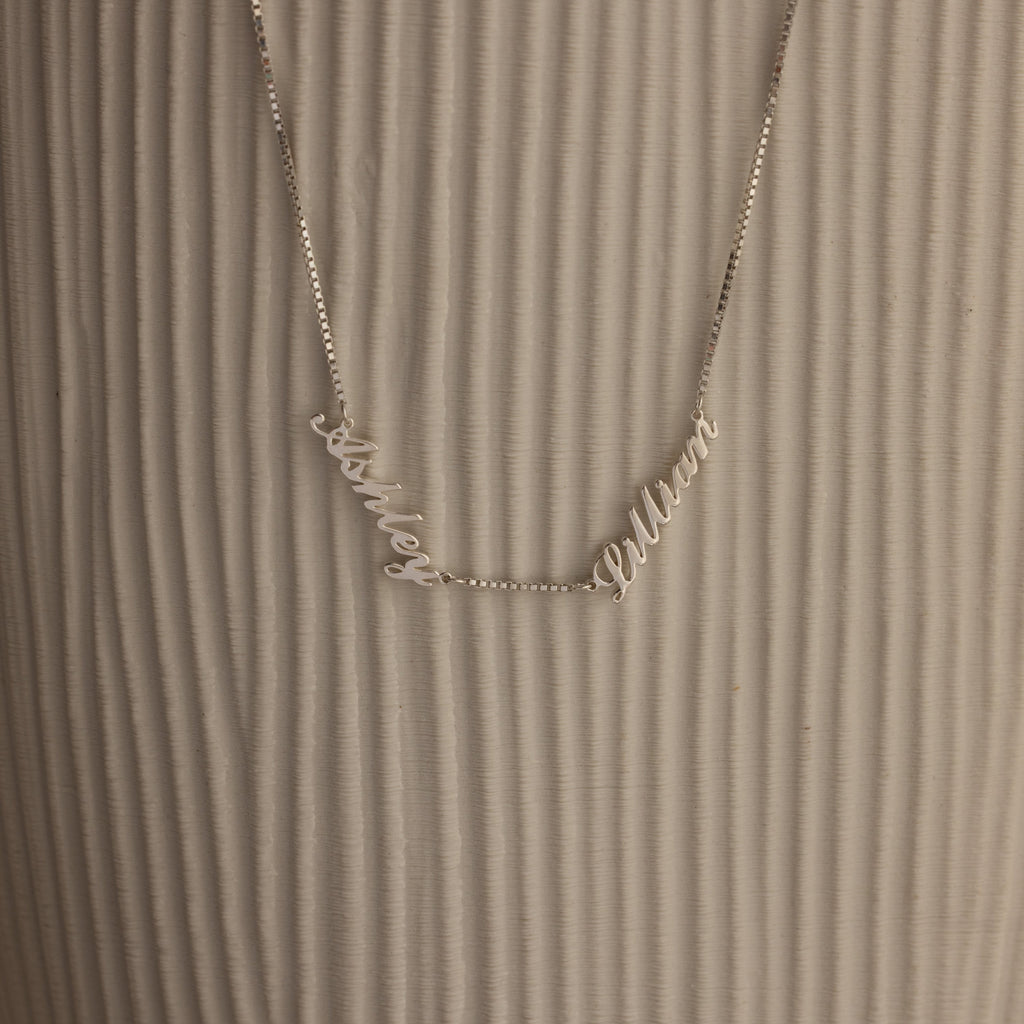Carrie Box Chain Multiple Name Necklace