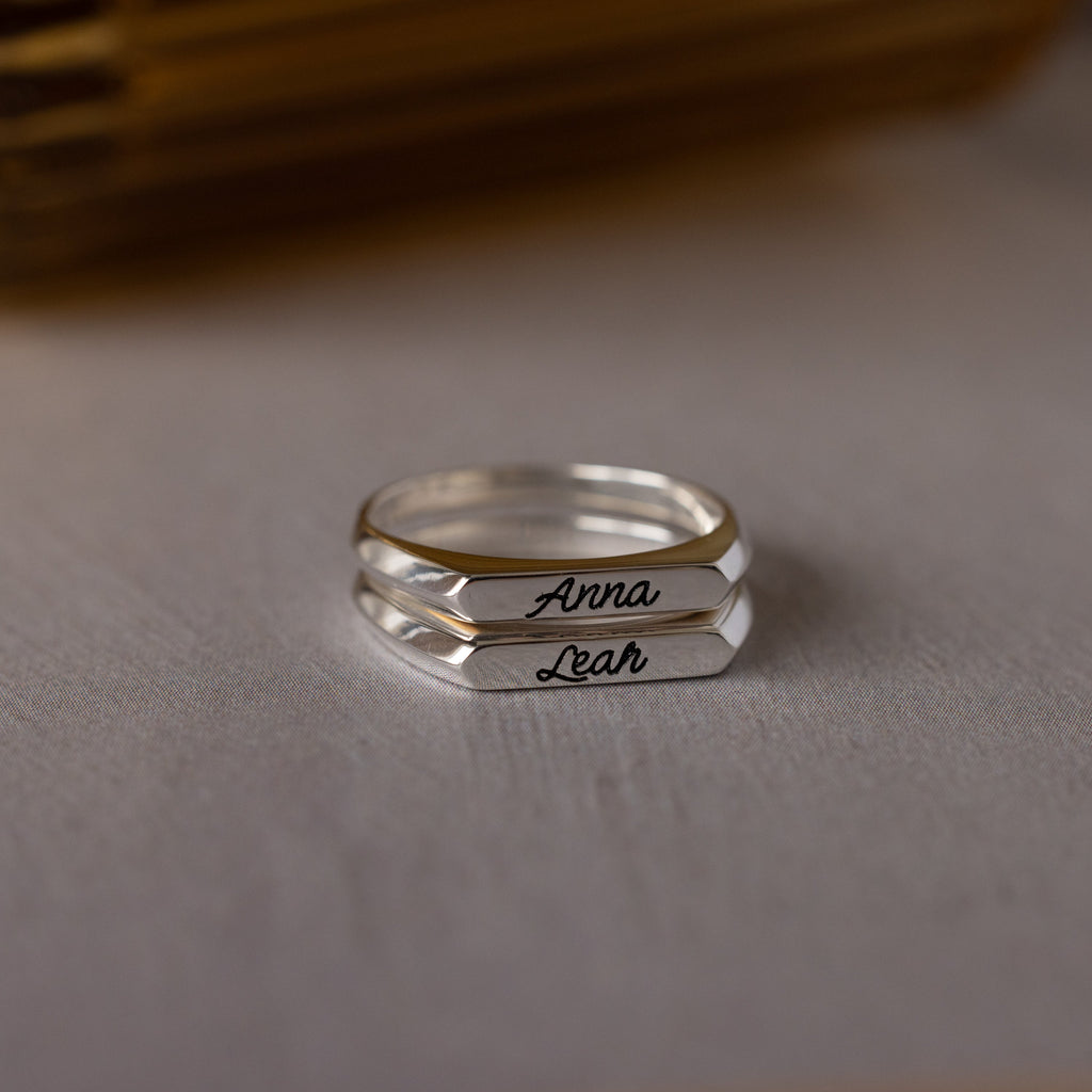 Paris Thin Name Signet Ring