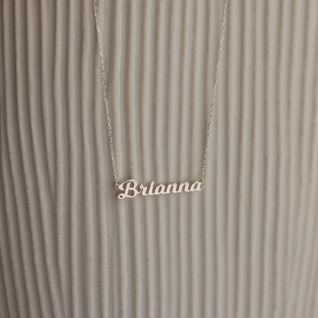 Mellow Name Necklace